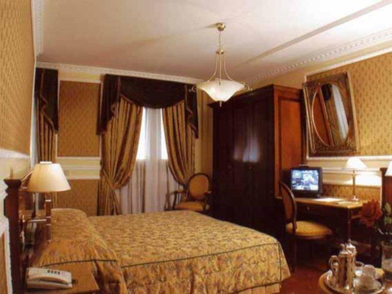 Hotel Champagne Palace โรม ห้อง รูปภาพ